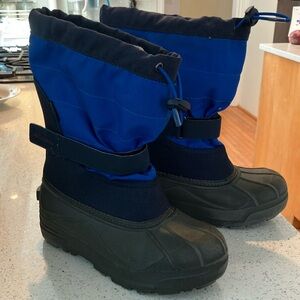 Columbia Kids Powderbug Boots, Size 4, EUC